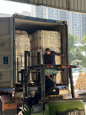 White Adhesive Gloss Laminating Film with 25-125 Microns Thickness for Enhanced Digital Printing Protection