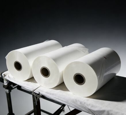 Matte Laminationsfilm mit einer Dicke von 17 bis 45 Mikronen und einer glatten Matte Oberflächentextur mit doppelseitiger Coronabehandlung