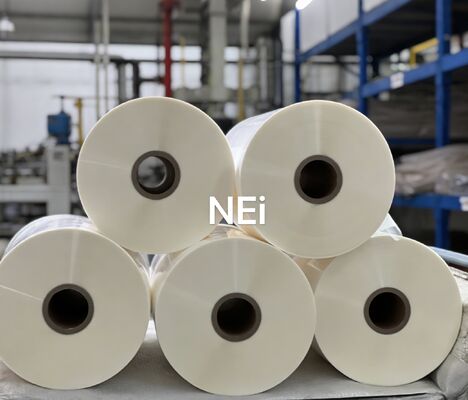 Transparente BOPP-Wärmelaminierungsfolie mit 3 Zoll Papierkern für feuchtigkeitssichere Verpackungen und Laminationen