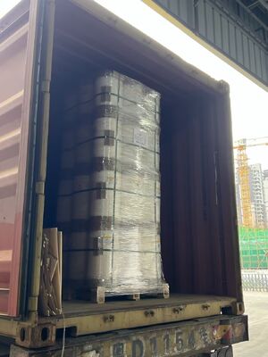 Feuchtigkeitsdichte PET-Wärmelaminierungsfolie mit glänzender Oberflächenveredelung und Temperaturbeständigkeit bis zu 130°C