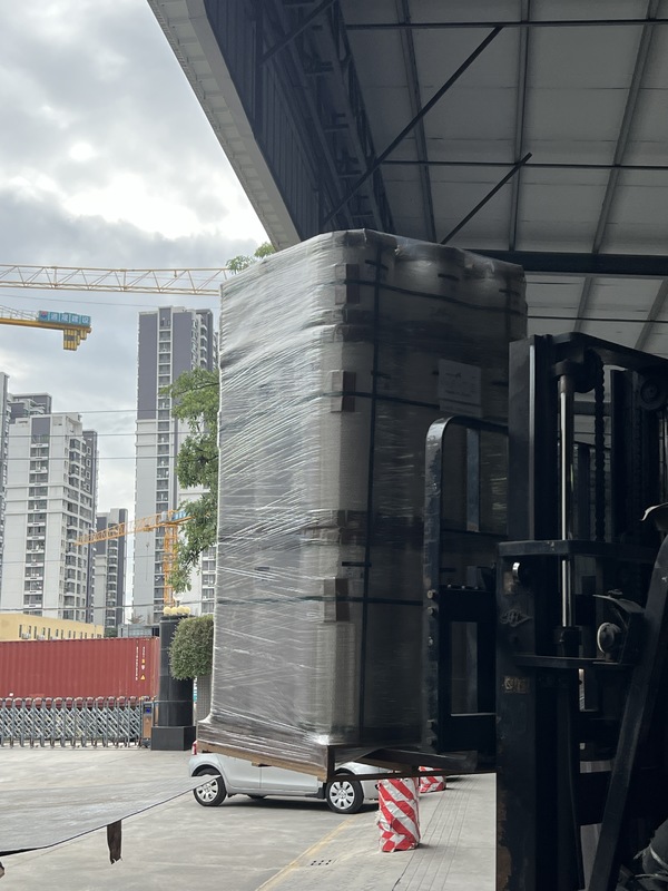 Super-Bond-Haftung Thermische Laminierfolie mit kristallklarer Oberfläche und stark haftender, permanenter Bindung für die digitale Laminierung