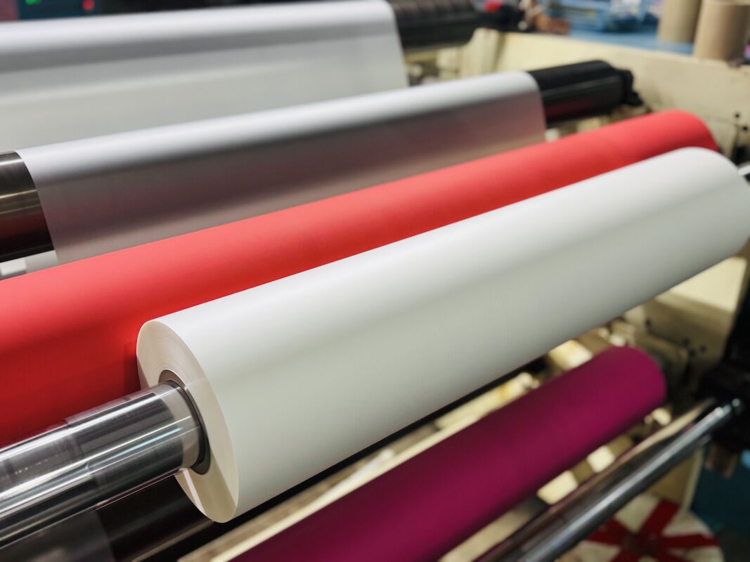 Premium matte Laminierfolie mit individualisierbarer Etikettierung, langer Haltbarkeit und nahtlosem Finish für verbesserten Schutz